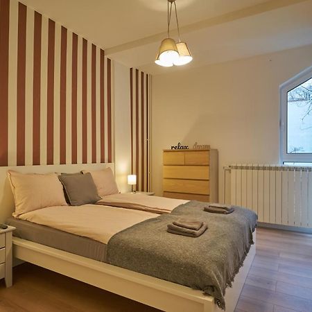 Appartamento Perfect 10 Belgrado Esterno foto